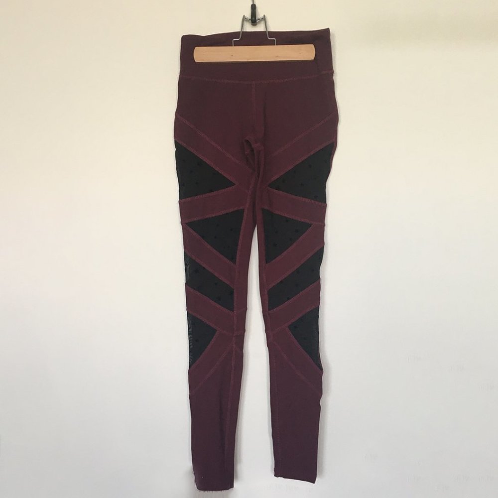 Jessica Simpson Warm Up Burgundy Mesh Leggings